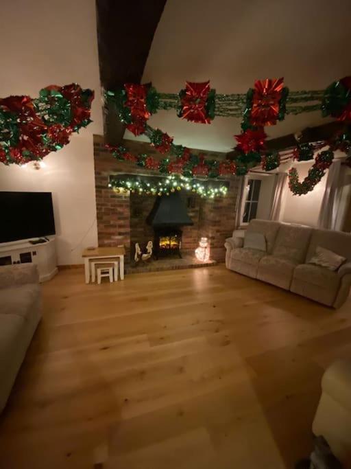 Eco-Friendly Dorset Cottage With Spa Set In Heart Of Countryside Sydling St Nicholas Bagian luar foto